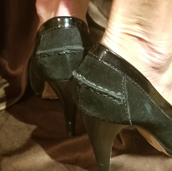 Cole haan black rainstorm suede heels - Picture 3 of 8